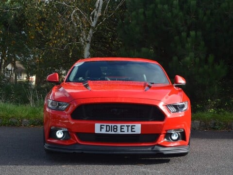 Ford Mustang GT 25