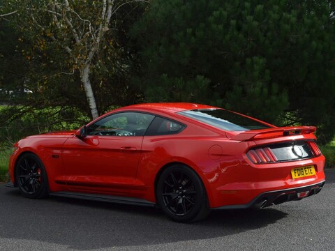 Ford Mustang GT 34