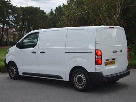 Vauxhall Vivaro L1H1 2700 EDITION S/S 