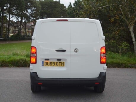 Vauxhall Vivaro L1H1 2700 EDITION S/S 