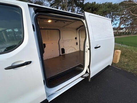 Vauxhall Vivaro L1H1 2700 EDITION S/S 28