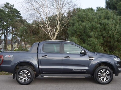 Ford Ranger WILDTRAK 4X4 DCB TDCI 19