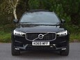 Volvo XC60 B5 R-DESIGN PRO AWD 2