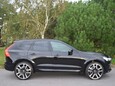 Volvo XC60 B5 R-DESIGN PRO AWD 11