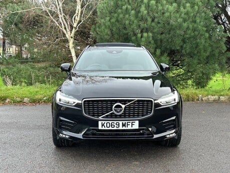 Volvo XC60 B5 R-DESIGN PRO AWD 