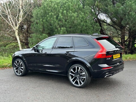 Volvo XC60 B5 R-DESIGN PRO AWD 34