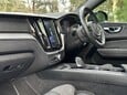 Volvo XC60 B5 R-DESIGN PRO AWD 35