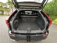 Volvo XC60 B5 R-DESIGN PRO AWD 40