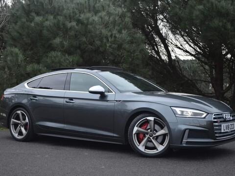 Audi S5 S5 SPORTBACK TFSI QUATTRO 1