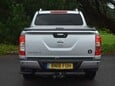 Nissan Navara DCI TEKNA 4X4 SHR DCB 8