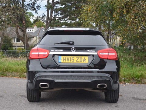 Mercedes-Benz GLA GLA250 4MATIC AMG LINE PREMIUM 34