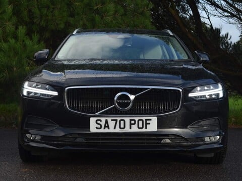 Volvo V90 T4 MOMENTUM PLUS 16