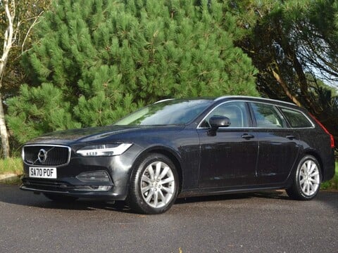 Volvo V90 T4 MOMENTUM PLUS 19