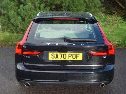 Volvo V90 T4 MOMENTUM PLUS 8