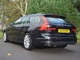 Volvo V90 T4 MOMENTUM PLUS 32