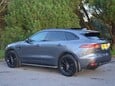 Jaguar F-Pace R-SPORT AWD 31