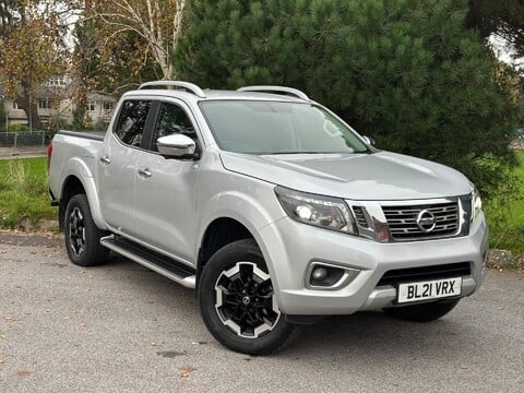 Nissan Navara DCI TEKNA SHR DCB 13