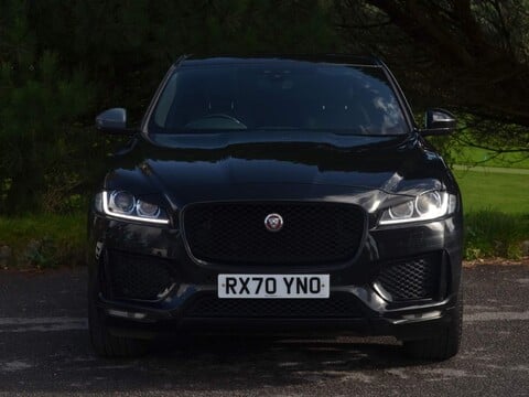 Jaguar F-Pace CHEQUERED FLAG AWD 2