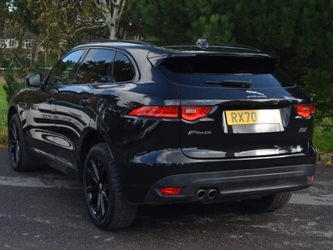 Jaguar F-Pace CHEQUERED FLAG AWD 26