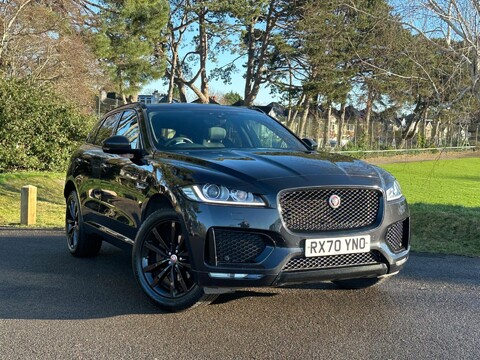 Jaguar F-Pace CHEQUERED FLAG AWD 27