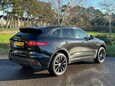 Jaguar F-Pace CHEQUERED FLAG AWD 37