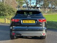 Jaguar F-Pace CHEQUERED FLAG AWD 8