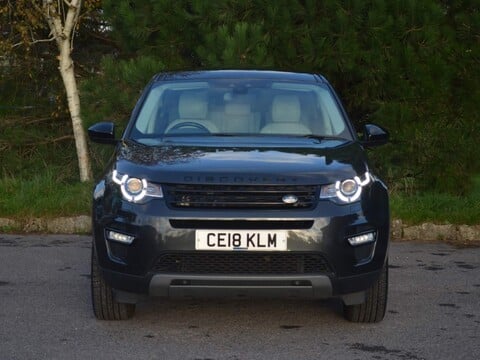 Land Rover Discovery Sport TD4 HSE BLACK 2