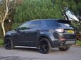 Land Rover Discovery Sport TD4 HSE BLACK 7