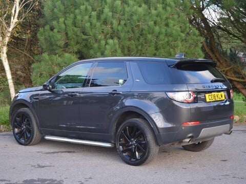 Land Rover Discovery Sport TD4 HSE BLACK 33