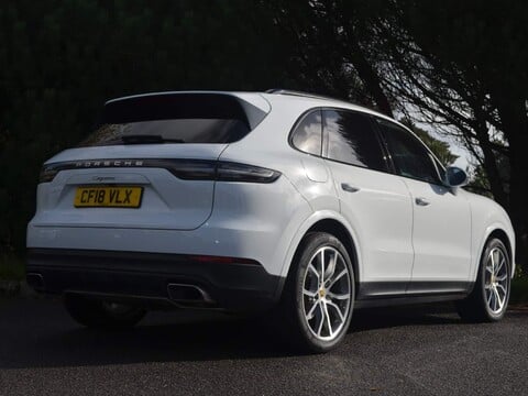 Porsche Cayenne V6 TIPTRONIC 9