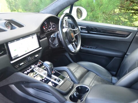 Porsche Cayenne V6 TIPTRONIC 19