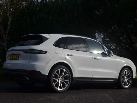 Porsche Cayenne V6 TIPTRONIC 41