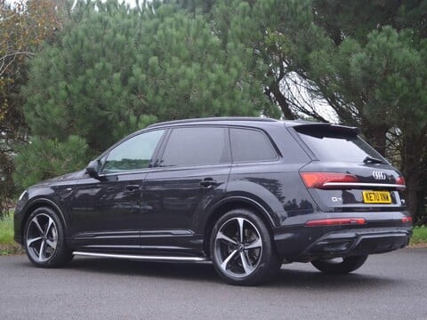 Audi Q7 TDI QUATTRO S LINE BLACK EDITION MHEV 5