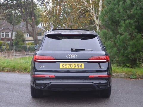 Audi Q7 TDI QUATTRO S LINE BLACK EDITION MHEV 6