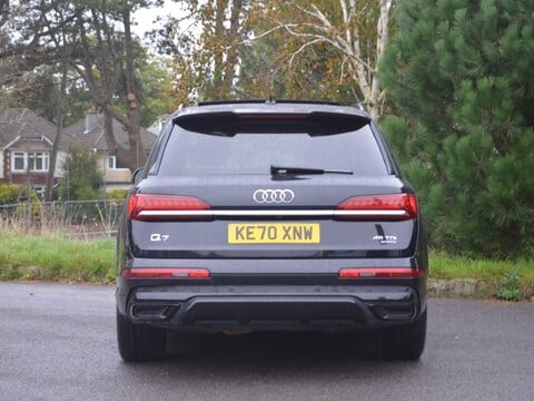 Audi Q7 TDI QUATTRO S LINE BLACK EDITION MHEV 23