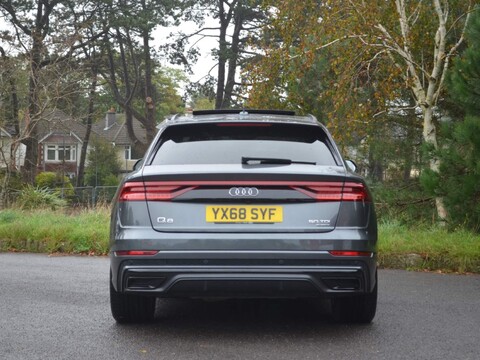 Audi Q8 TDI QUATTRO S LINE VORSPRUNG MHEV 6