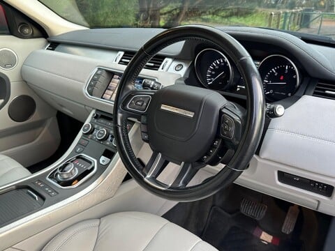 Land Rover Range Rover Evoque SD4 PURE TECH 5