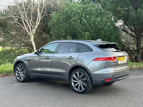 Jaguar F-Pace R-SPORT AWD 