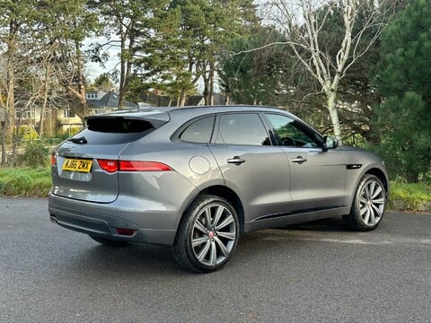 Jaguar F-Pace R-SPORT AWD 33