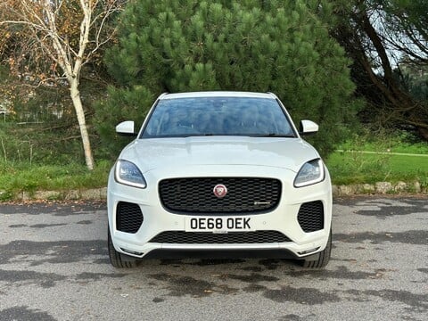 Jaguar E-Pace R-DYNAMIC SE 24