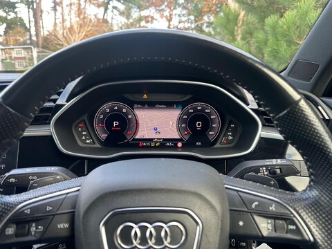 Audi Q3 TFSI S LINE EDITION 1 MHEV 31