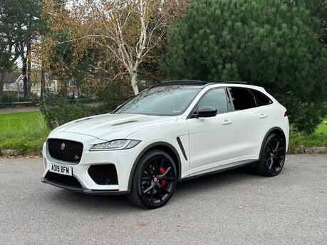 Jaguar F-Pace SVR AWD 