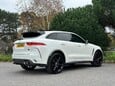 Jaguar F-Pace SVR AWD 9