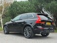 Volvo XC60 D5 POWERPULSE R-DESIGN PRO AWD 7