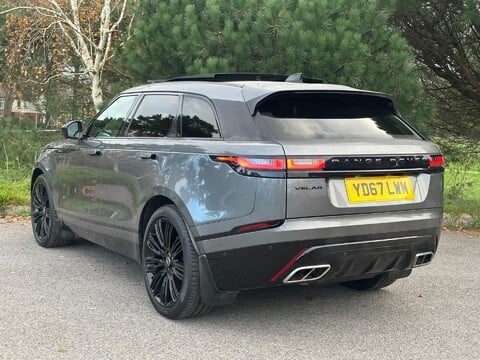 Land Rover Range Rover Velar R-DYNAMIC SE 11