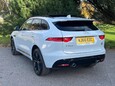 Jaguar F-Pace V6 S AWD 13