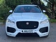 Jaguar F-Pace V6 S AWD 33