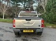 Nissan Navara DCI TEKNA 4X4 SHR DCB 8