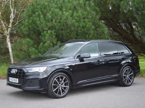 Audi Q7 TDI QUATTRO S LINE BLACK EDITION MHEV 31