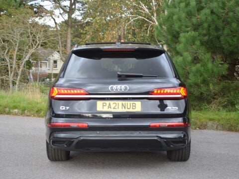 Audi Q7 TDI QUATTRO S LINE BLACK EDITION MHEV 42